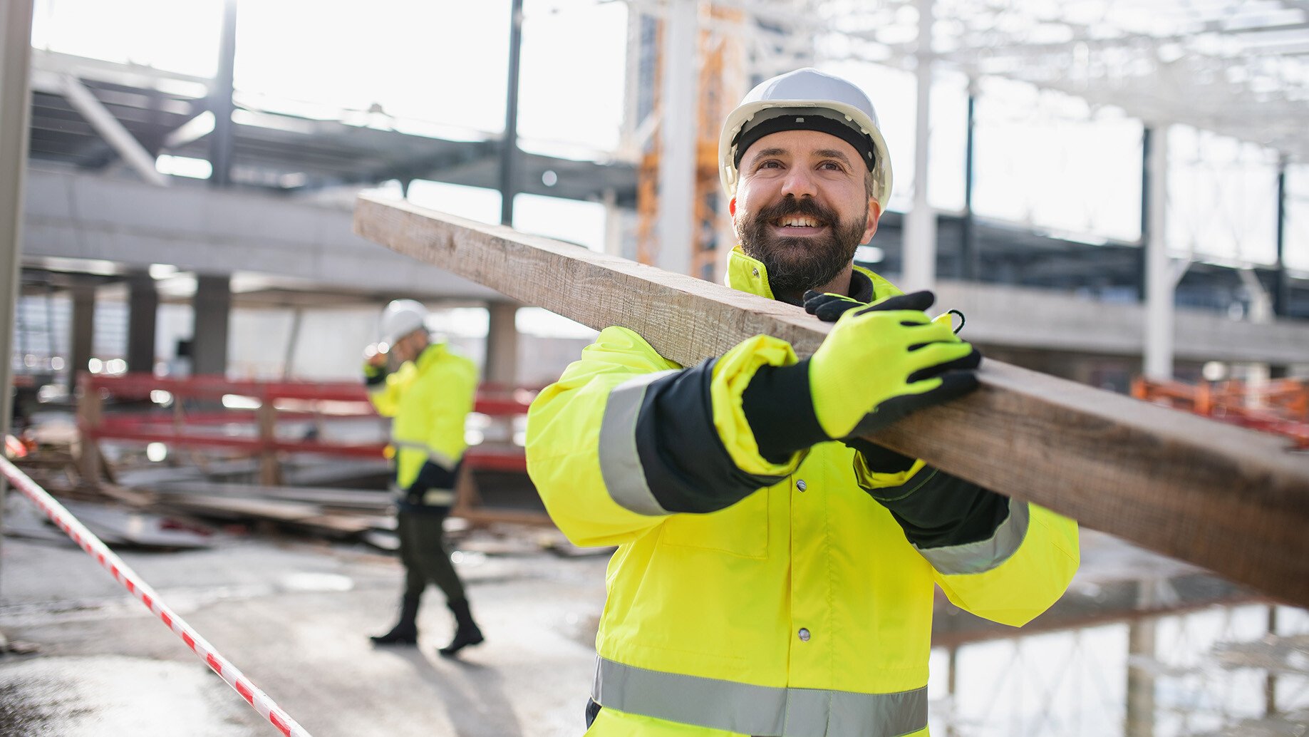 19x9_Happy Construction Worker_317026881