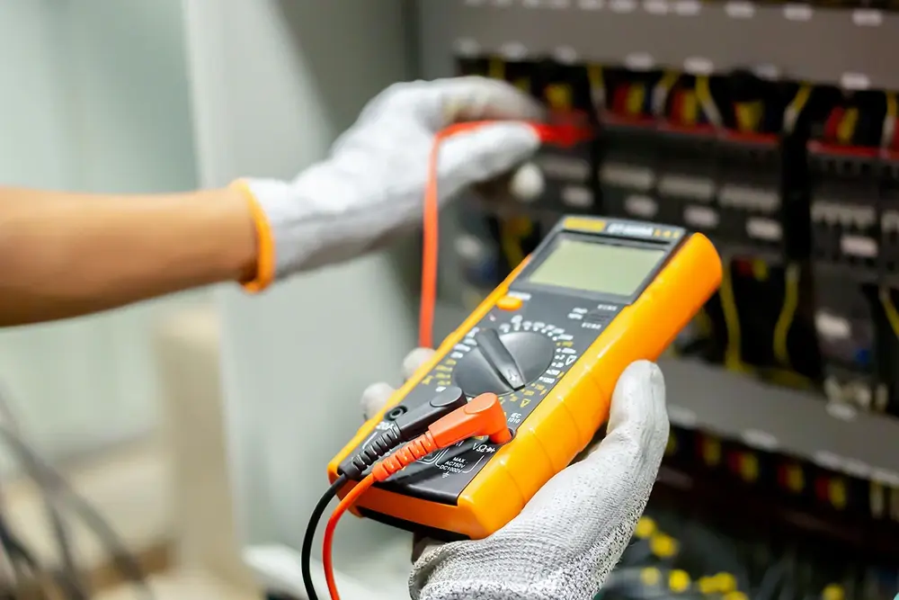 AdobeStock_382954399__Electrical__Card